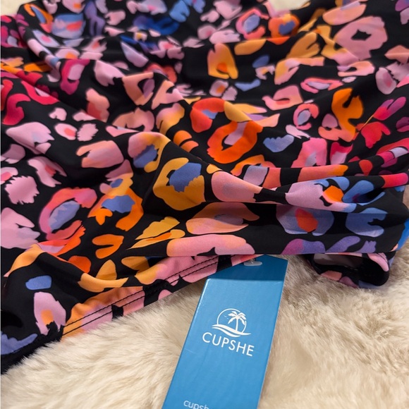 NWT Cupshe Leopard Print One-Piece Swimsuit XL - Picture 3 of 5